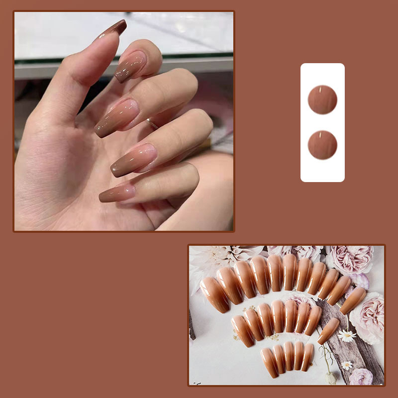 Kiểu móng tay kiểu Pháp cổ điển là 1 trong những ý tưởng móng tay đẹp kiểu Pháp vượt thời gian